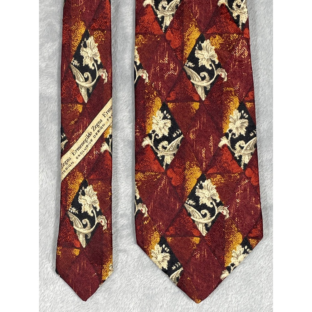 Ermenegildo Zegna Mens Silk Tie Burgundy Red Gold Diamond Floral Crest Italy 58"